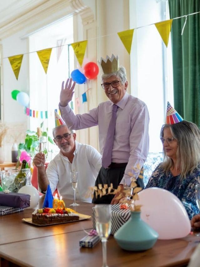 Read more about the article Top 6 Funniest Retirement Party Games