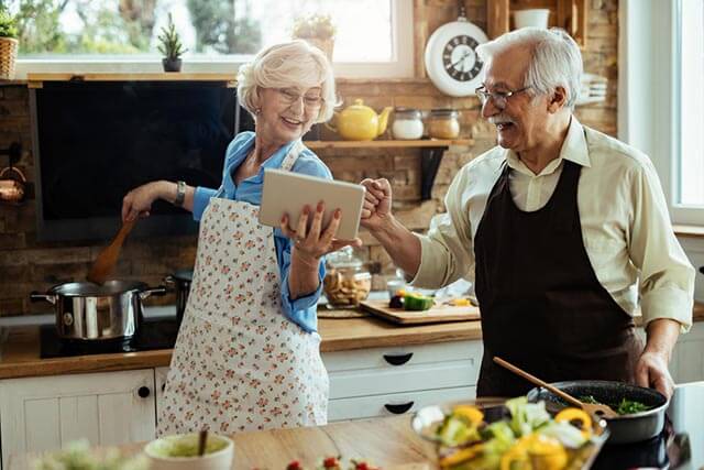 Best 12 Retirement Hobbies That Make Money to Keep You Dynamic